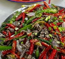 Sliced Beef with Green and Red Peppers