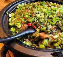Stoneware Tofu with Beef Strips