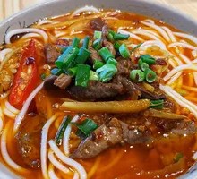 Spicy Pepper Chicken Offal Rice Noodles