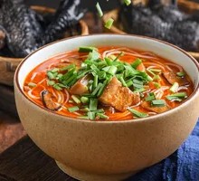 Yunnan Pull-Meat Silver Noodles