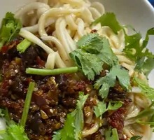 Vegetarian Pepper Sauce Noodles