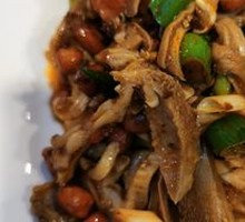 Cold-Mixed Pig's Trotter