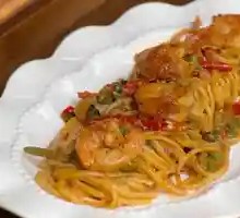 Spicy and Numbing Shrimp with Fermented Bean Paste Spaghetti