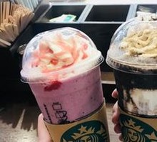 Italian Strawberry Panna Cotta Frappé
