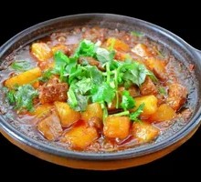 Braised Beef in Clay Pot