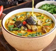 Golden Soup Wujibird Noodles