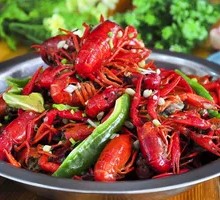 Spicy Oil-Steamed Crawfish
