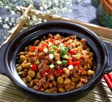 Stewed Pork with Peas