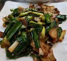 Garlic Stir-Fried Pork
