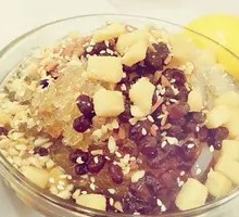 Rose Glutinous Rice Balls with Ice Jelly