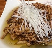Beijing-style Shredded Pork in Soy Sauce