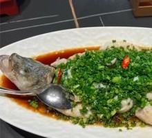 Scallion-Flavored Sea Bass