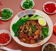 Family Feast Rice Noodles