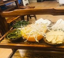 Braised Tofu Skin with Sauce