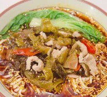 Sour Cabbage and Pork Noodles