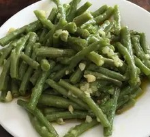 Cold-mixed green beans