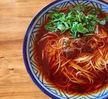 Sour Cabbage Beef Noodles