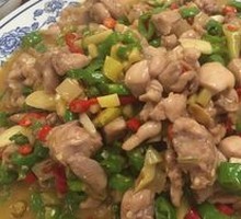 Sichuan-style Rabbit with Mini Chili and Young Ginger