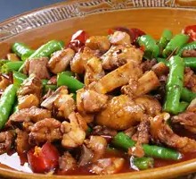 Green Pepper Braised Chicken