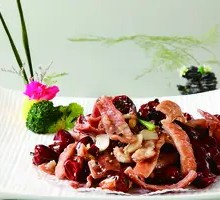 Dry-Fried Pork Intestines