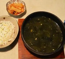 Korean Seaweed Soup Rice