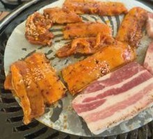 Iron Plate Grilled Meat