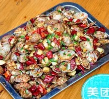 Stir-Fried Clams with Special Flavor