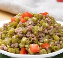 Stewed Pork and Green Bean Noodles