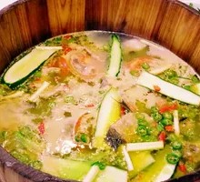 Sliced Fish with Spicy Sauce
