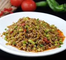 Stir-Fried Kidney Beans with Meat Sauce