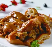 Spiced Braised Pig Trotters