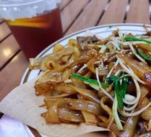 Dry-Fried Beef Rice Noodles