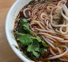Sichuan Pepper Beef Rice Noodles