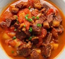 Tomato Potato Beef Brisket Rice Bowl