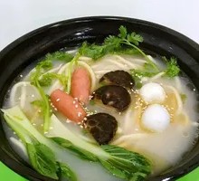 Three Delicacies Rice Noodles