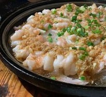 Shrimp with Garlic Noodles