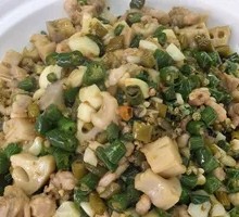 Spicy Rabbit with Chili Peppers