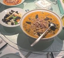 Mountain Delicacies Family Feast
