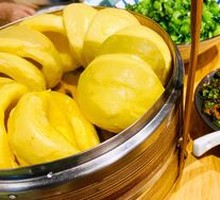 Pot Meat Steamed Corn Dumplings