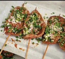Sliced Pork Kidney with Big Knife