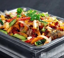 Stewed Intestine and Guizhou Fish