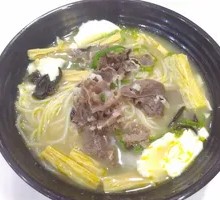 Spicy Sour Beef Noodle Soup