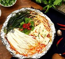 Wood Ear Mushroom Tofu Noodles