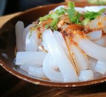 Cold-mixed glass noodles