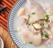 Flower-shaped Soup