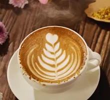 Autumn Pear and Golden Osmanthus Latte