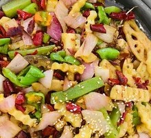 Spicy Flower Carp Grilled Fish