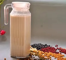 Freshly Ground Soy Milk