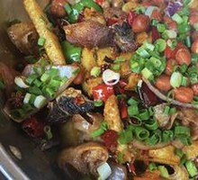 Spicy Pot Assortment