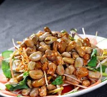 Houtou and Fishwort Salad